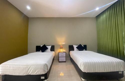 Kecamatan Sakra Hotel | Aislah Edotel Lombok