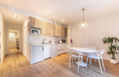 Castanos Apartment | AITITE