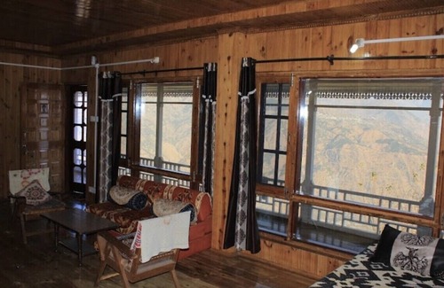 Kumharsain Hotel | AJ Himalayan Homestay