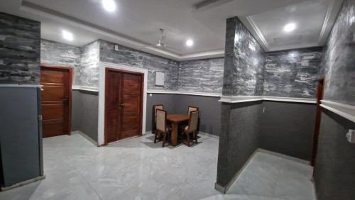 Nungua Cabin | AkaPalace