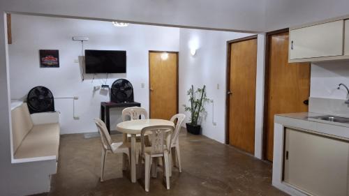 Punta Sal Hotel | Akas Hotel Apartamentos