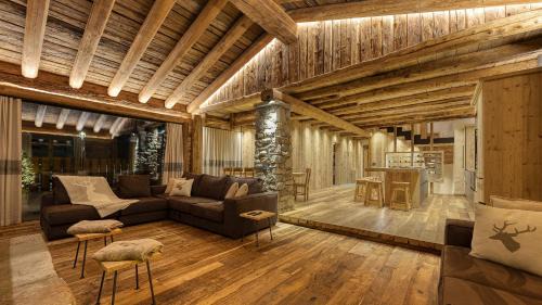 Livigno Ski Chalet | Akchalet Akon