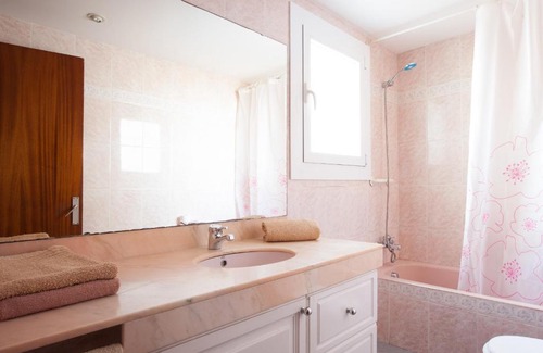 Cadaques Apartment | Akira Flats Cadaqués Apartments