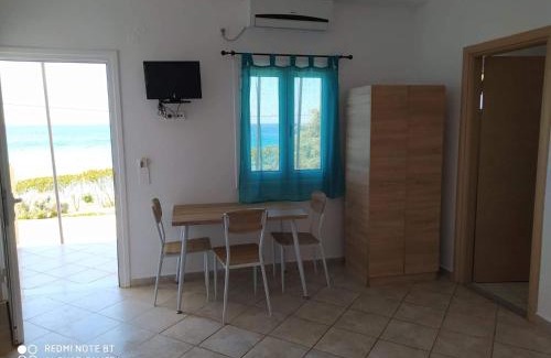 Lygia Apartment | Akrothalassia