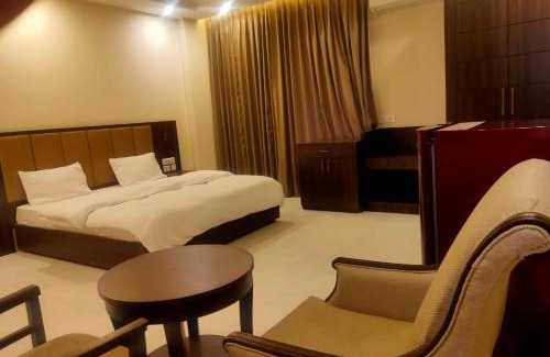 Sector 39 Hotel | Akshayhotel418