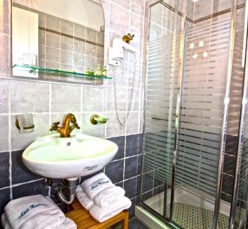 Karvelas Apartment | Akti Kamares