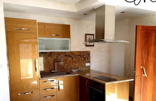 Hiboun House | AktivAparthotel Laourient with Restaurant, and possibility for half board