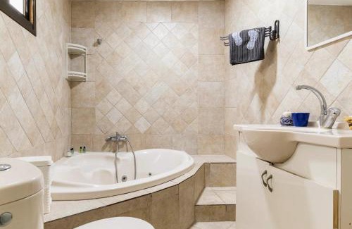 Daliyat al-Karmel Apartment | Al-Razi Residency