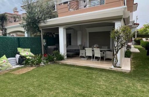 Alacati House | Alaçatı çarşıda, özel havuzlu 4 odalı villa