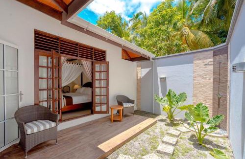 Fuvahmulah Villa | Alafehi Retreat Luxury Villas with Pool Access