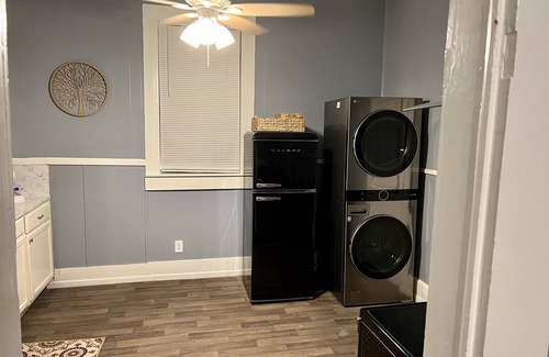 Historic Garderns House | Alamodome , Riverwalk, ConventionCenter , Downtown San Antonio