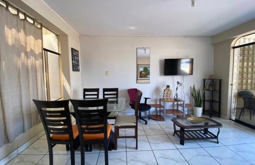 Santiago de Surco House | Alamos view