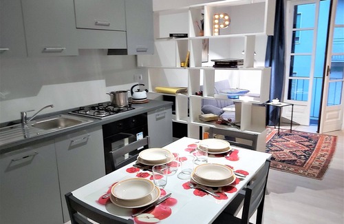 Centro Storico Apartment | Alba House, for a pleasant and relaxing stay a stone's throw from downtown.