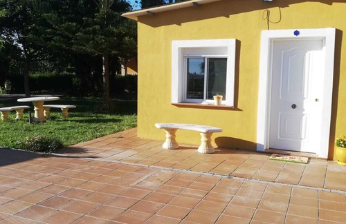 Chipiona House | Albanta House. Country house with huge garden and private pool.