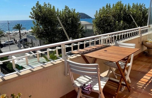Albenga Apartment | Albenga Sea front, 20 mt from beach, splendid sea view .Smart working, holidays