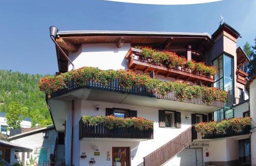 Aprica Hotel | Albergo Aprica Garni