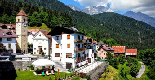 Forni Avoltri Hotel | Albergo Bar Ristorante Da Gina