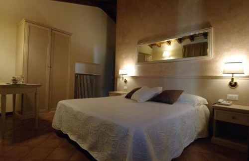 Cecina Hotel | Albergo CAVALLINO 10