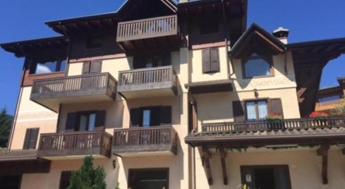 Monno Hotel | Albergo Quai