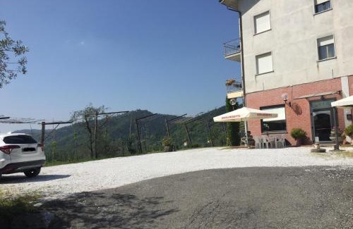 Podenzana Hotel | Albergo Ristorante La Greppia
