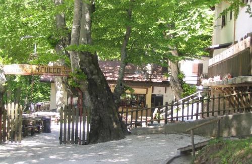 Sigillo Hotel | Albergo Ristorante Montecucco da Tobia