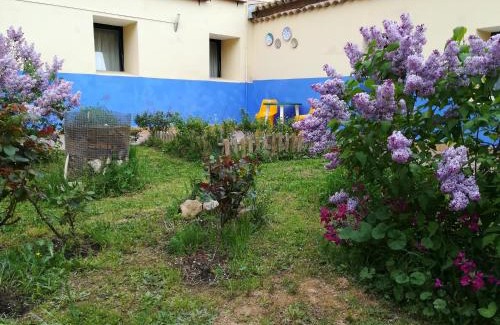 Granja de San Pedro House | Albergue Quinta del Jalón