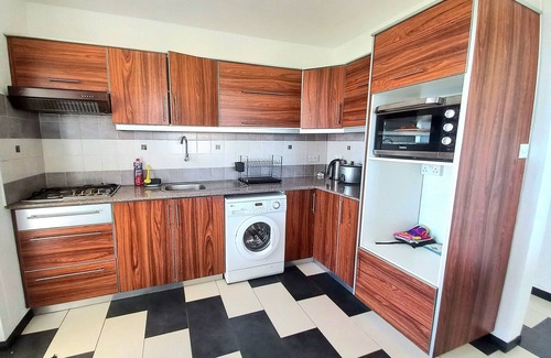 Albion Apartment | Albion Abode 5min from beach