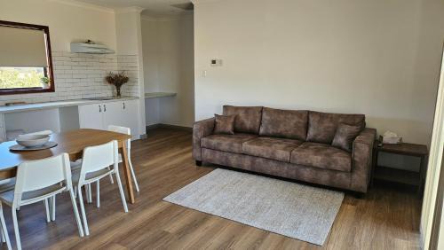 Henley Brook Cabin | Albion On Swan
