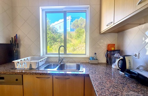Alpouvar Apartment | Albufeira Green and Blue View Apartment