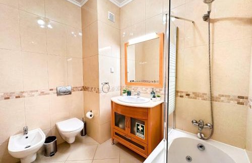 Albufeira Apartment | AlbufeiraOrada Cozy&Sunny Condo by BeCherish