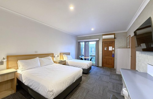 South Albury Hotel | Albury Paddlesteamer