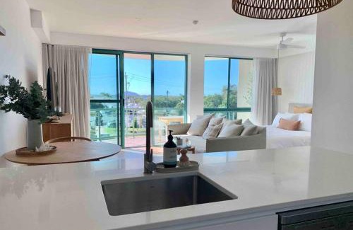 Maroochydore Apartment | Alby’s - Cotton Tree