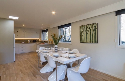 Arrowtown Cottage | Alchemy Cottage - Arrowtown Holiday Home