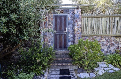 Voelklip Cottage | Aldo 315 contemporary farmhouse - Family friendly