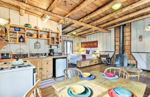 San Cristobal Cabin | ALDOUS HUXLEY CABIN