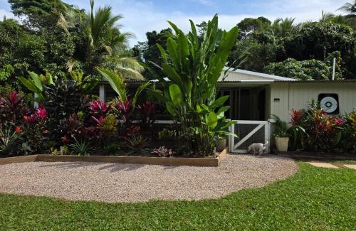 Cape Tribulation House | Alena Star House, Eco Retreat With Pool, Prime Position