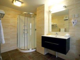 Epsom Hotel | Alexander Inn