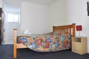 Bundaberg West Hotel | Alexandra Park Motor Inn