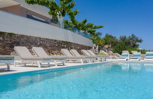 Bapiolos Villa | Alexandra's mansion,luxury,2 swimming pools,Sauna