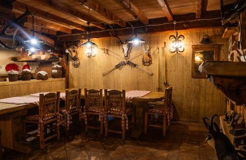 Roncone Apartment | Alfio's Alpen Suite
