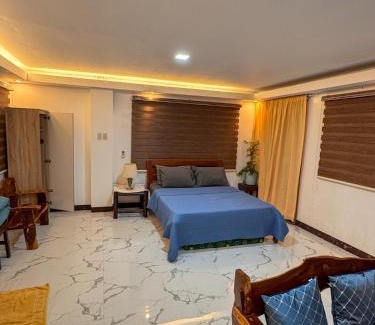 Alfonso House | Alfonso HideAway