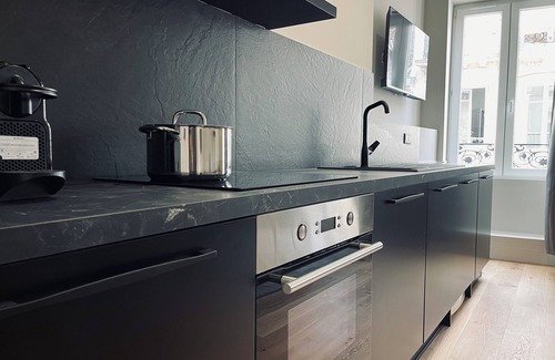 Dijon Centre Ville Apartment | Alfred Suites