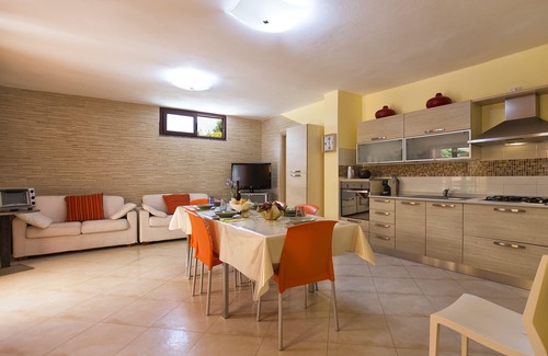 Alghero Villa | Alghero, Master Villa, with covered garden veranda 4 bedrooms, for 10 people