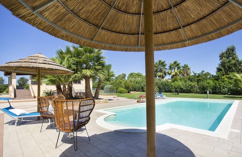 Alghero Villa | Alghero Villa for 8/10 people, with 4 bedrooms, 3 bathrooms, swimming pool and tennis court