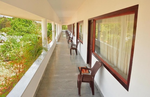 Mahabalipuram Hotel | Alice Paradise by Moonrakers