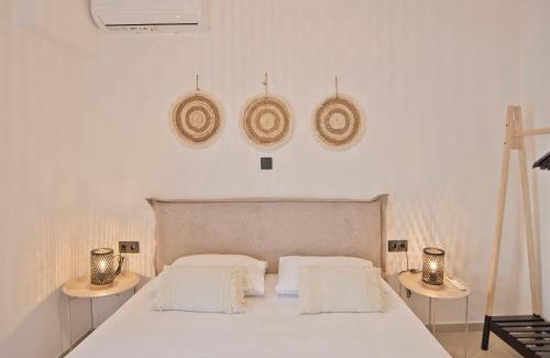Athens Apartment | Aliki Spacious, Fully Reno 2BA Apartment