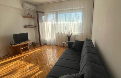 Drobeta-Turnu Severin Apartment | Aliseo Theater 2