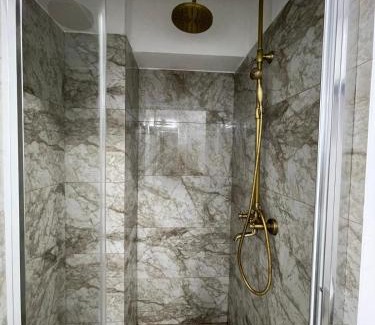 Drobeta-Turnu Severin Apartment | Aliseo Theater 1
