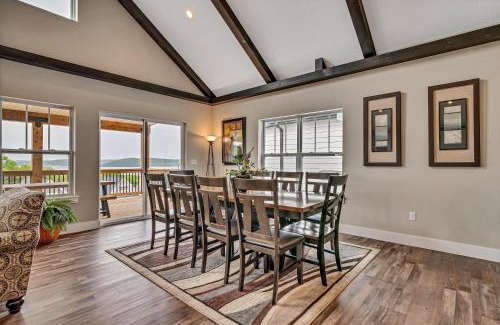 Hollister House | All Decked Out at Branson Cove