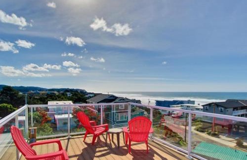 Lincoln City House | All Decked Out